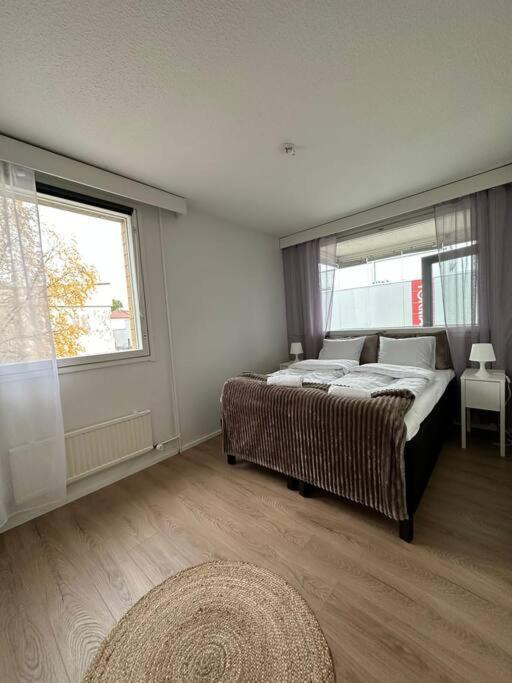 Central City Suite - King Size Bed - Wi-Fi - Sauna Rovaniemi Buitenkant foto